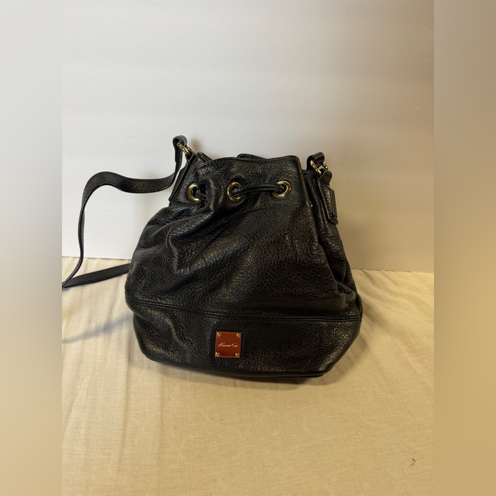 Kenneth Cole Black Leather Shoulder‎ Bag